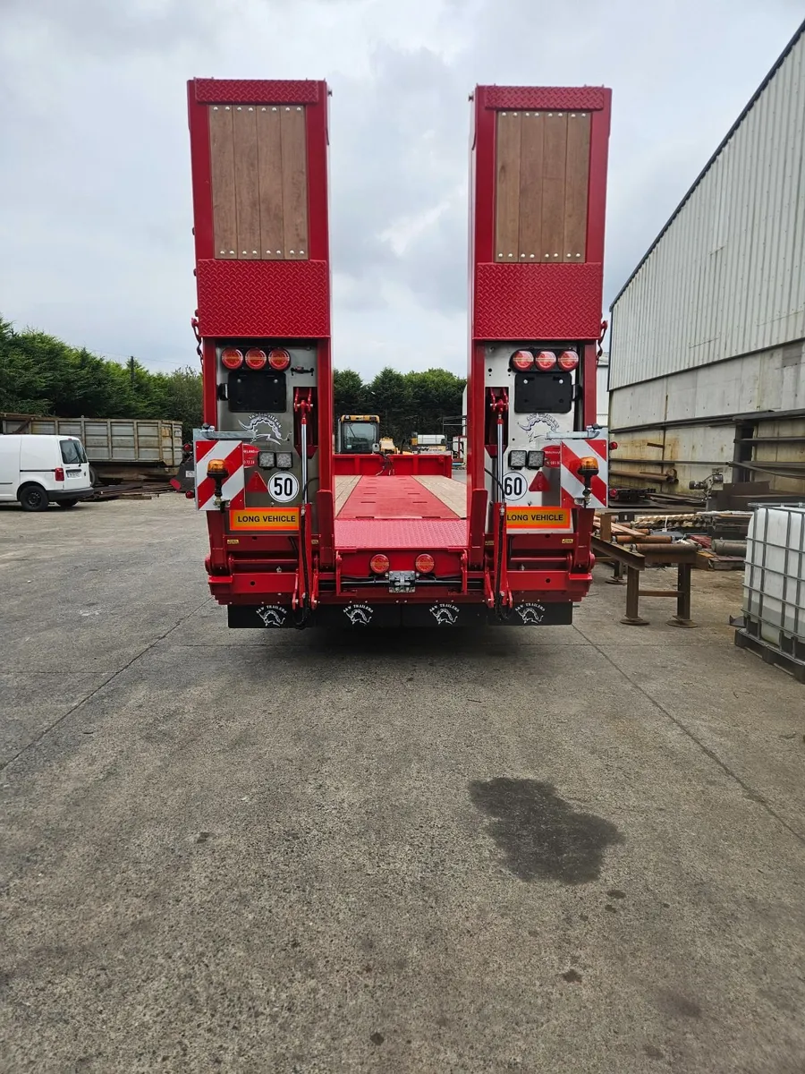 Low Loader - Image 2