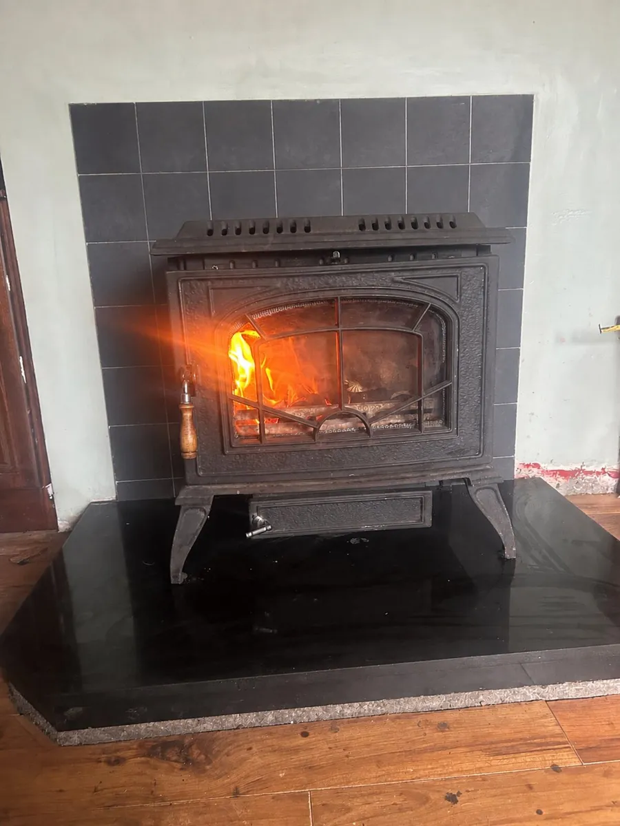 Stanley Aisling Back Boiler Stove - Image 1