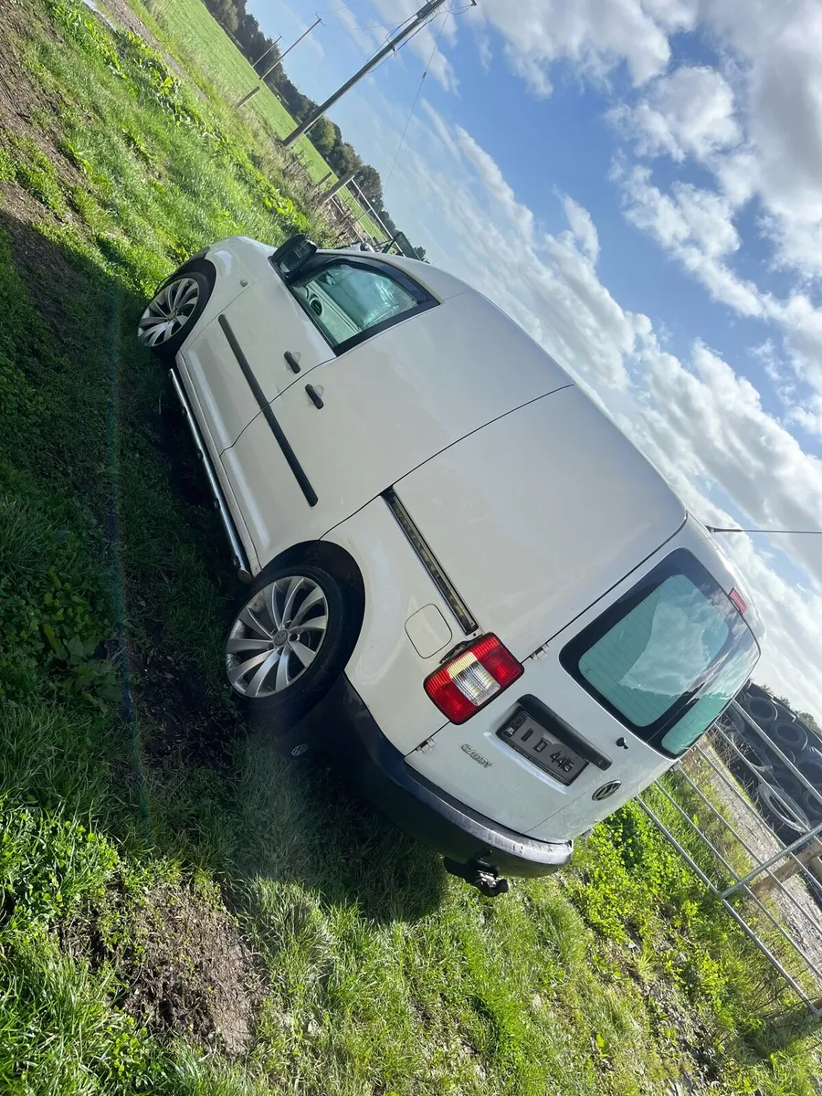 Caddy van - Image 1