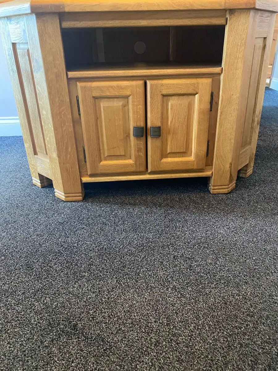 Oak corner tv unit - Image 2