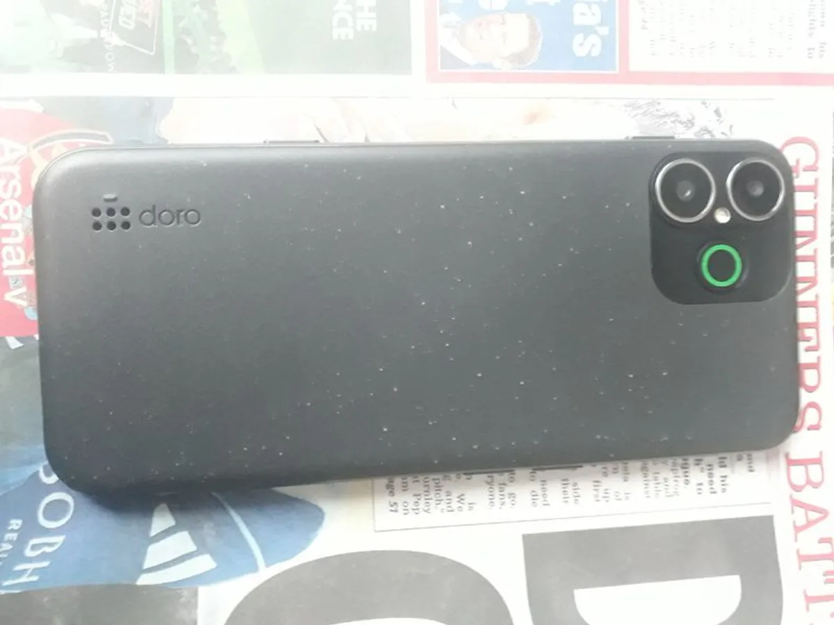 Doro Aurora A30 6.1" 128GB 4G Unlocked & SIM Free Smartphone - Image 3