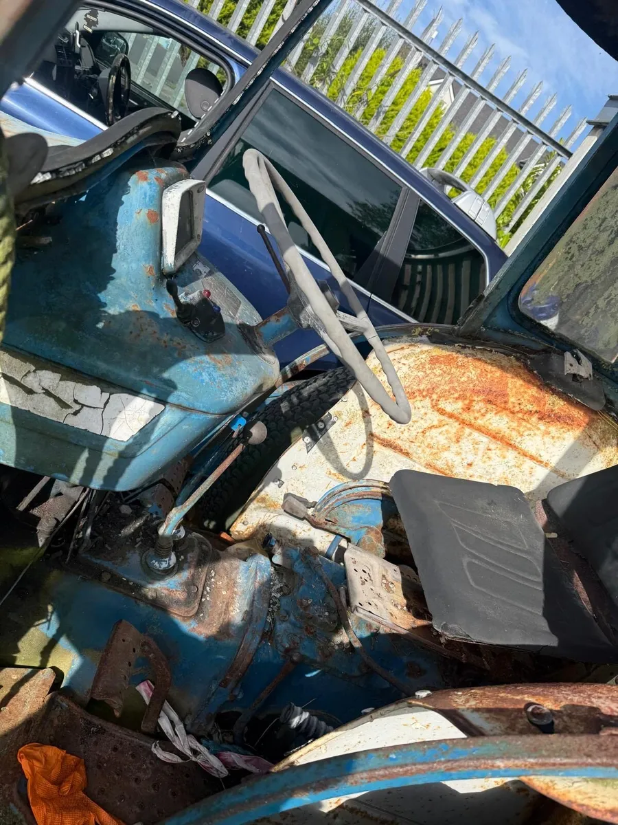 Ford 3600 - Image 3