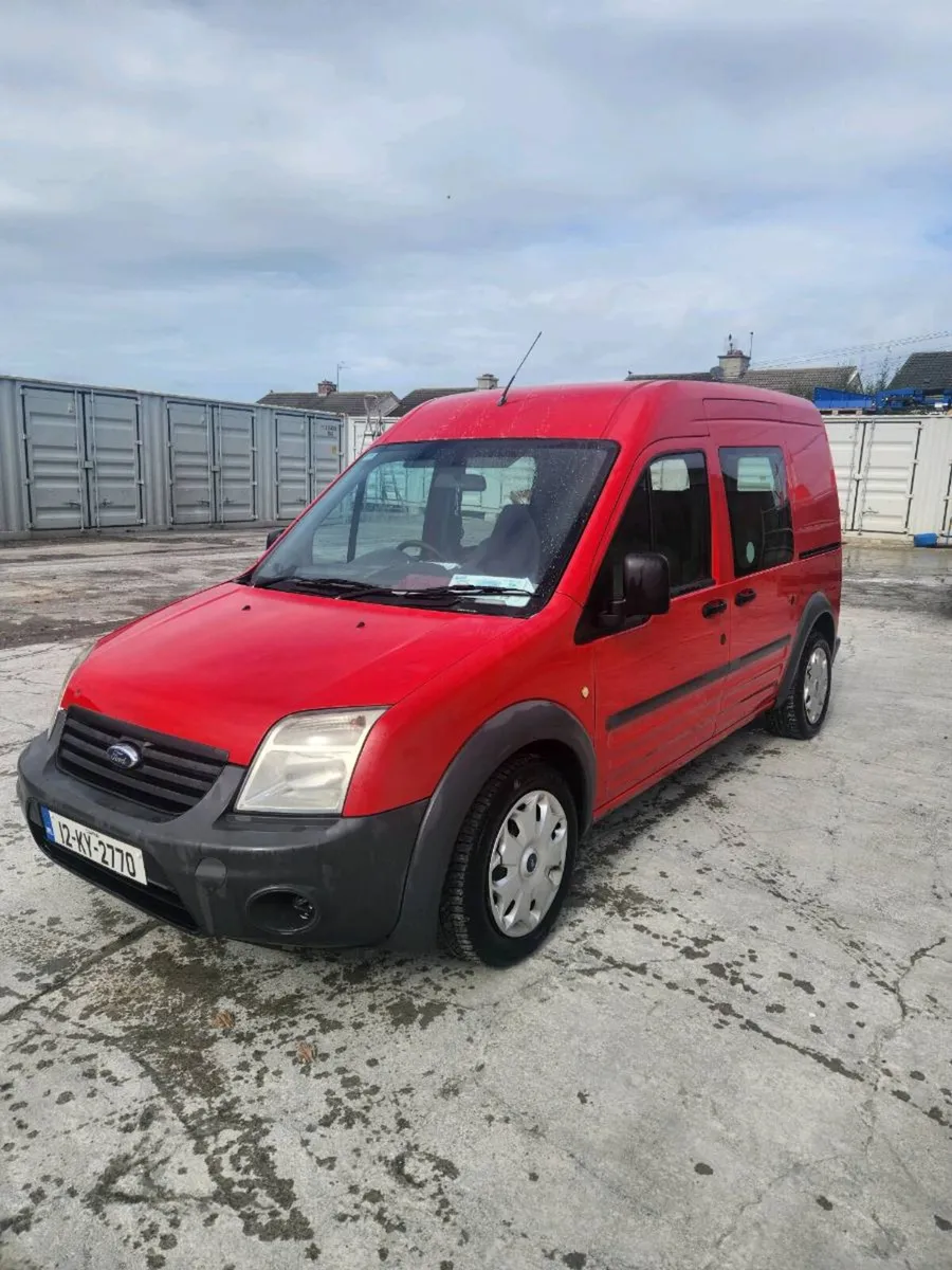 Ford Transit connect Crew Cab - Image 1