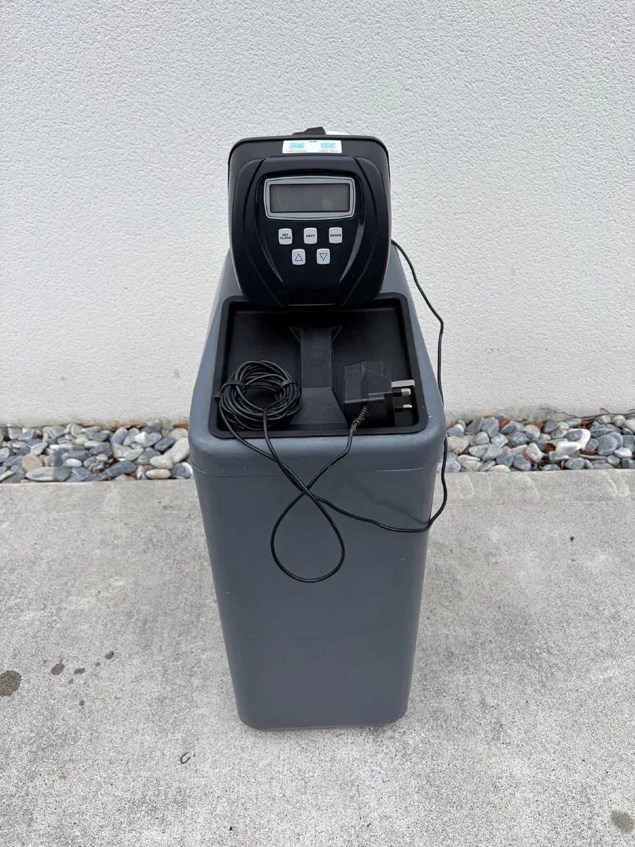Water Softener - Image 1
