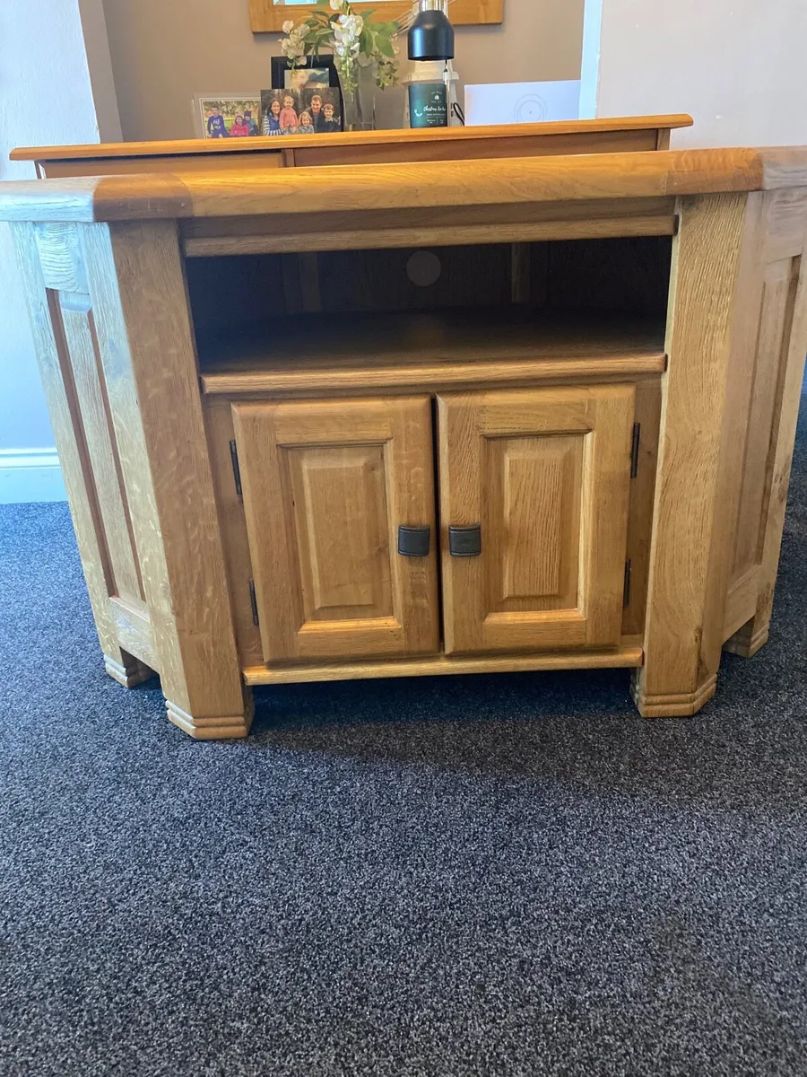 Oak corner tv unit - Image 3