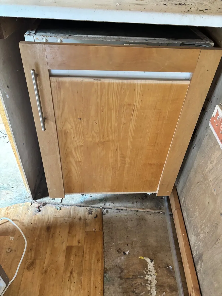Fridge, Freezer, washing machine and dryer - Image 2