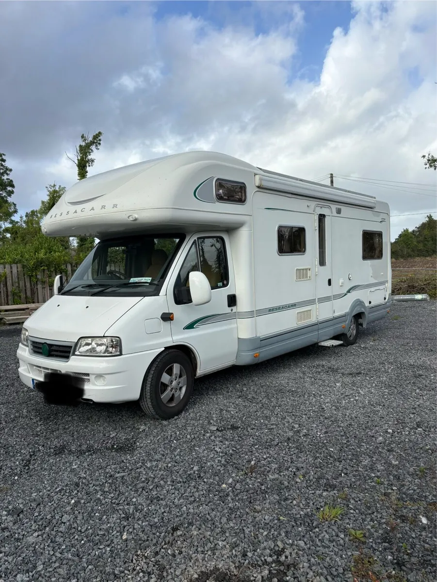 2006 Bessacarr E795 motorhome - Image 3
