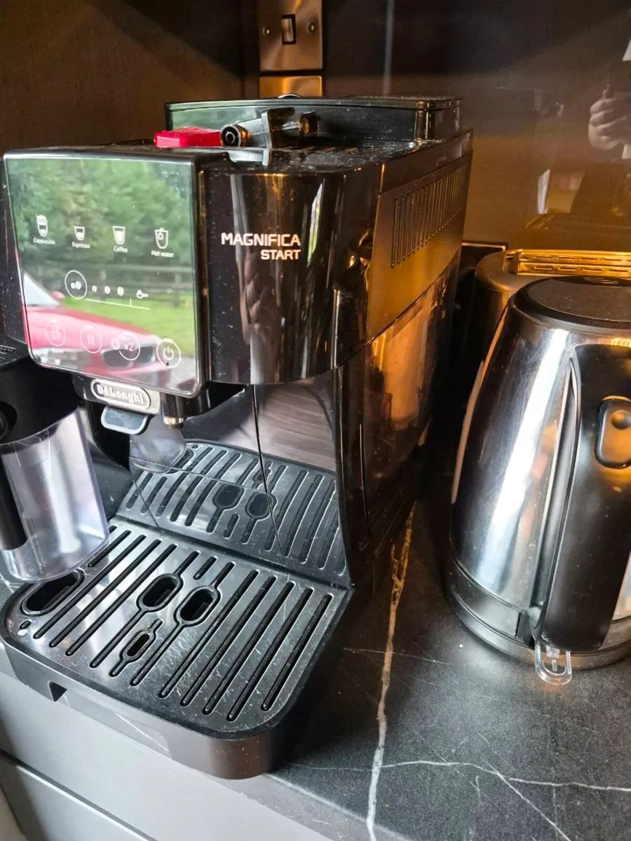 Integrated Coffee Machine - Image 1