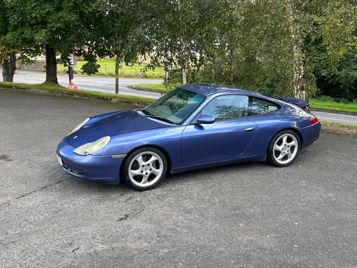 2000 Porsche 996.1 Carrera 2 Manual - Image 4