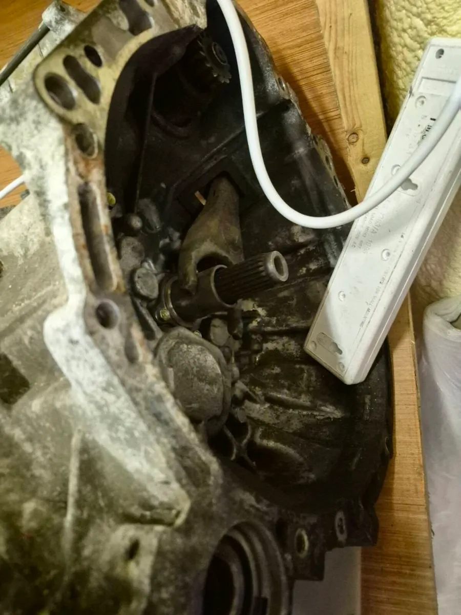 1990 mr2 sw20 transmission - Image 3