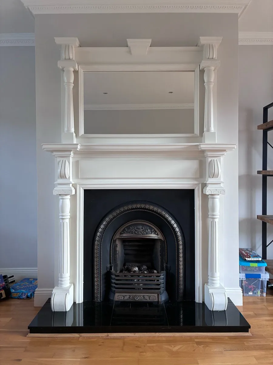 Fire place - Image 1