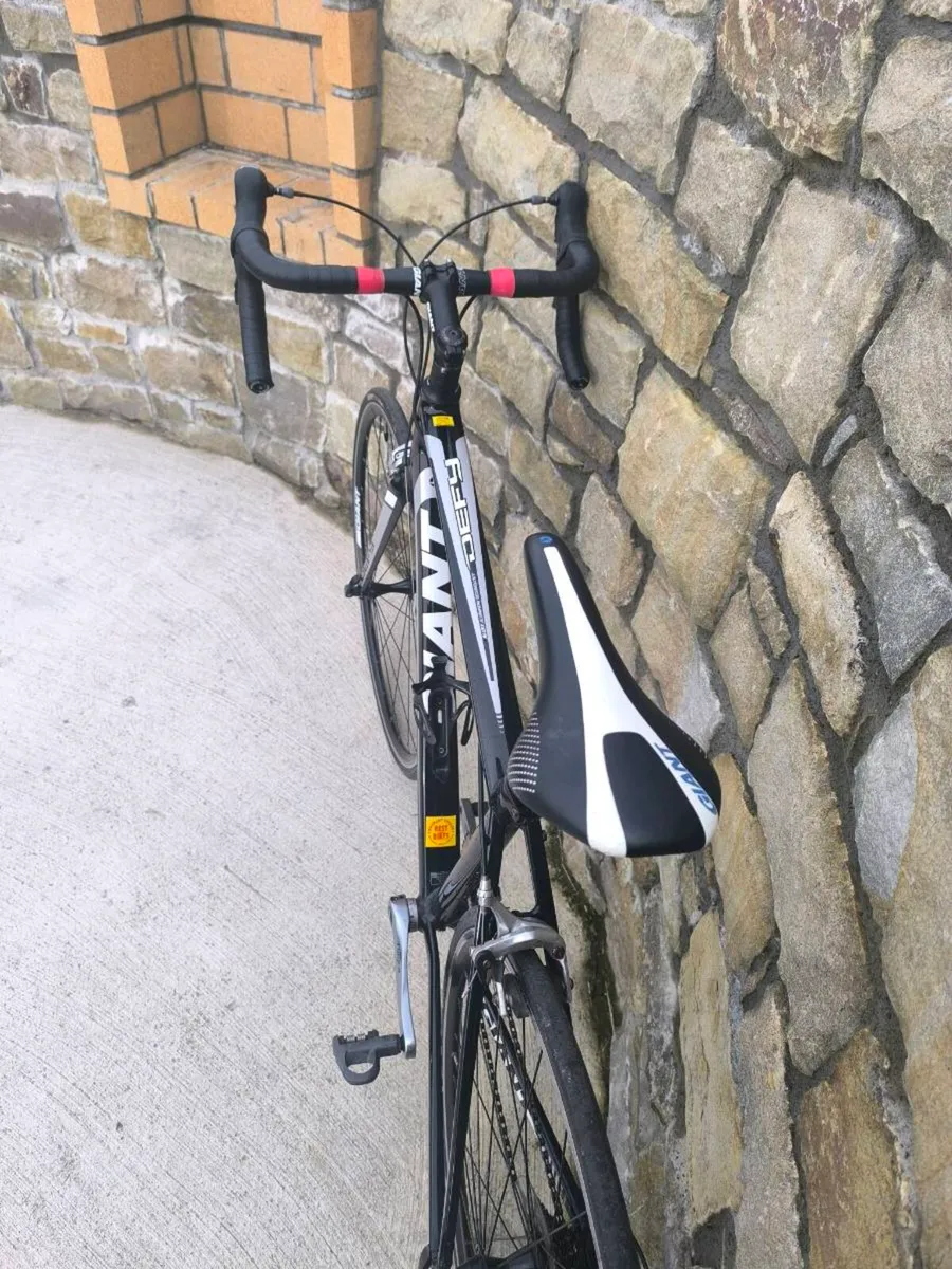 Bike Giant defy 2. M size - Image 2
