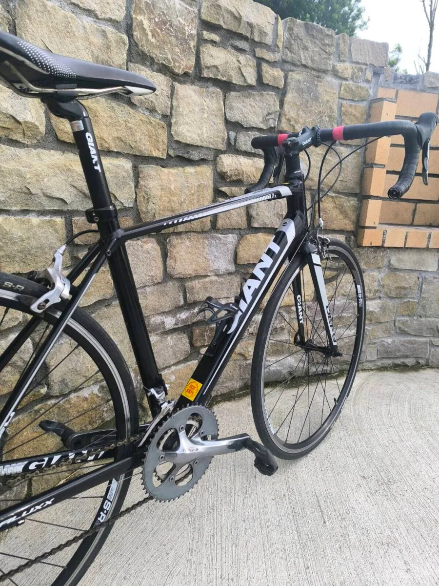 Bike Giant defy 2. M size - Image 3