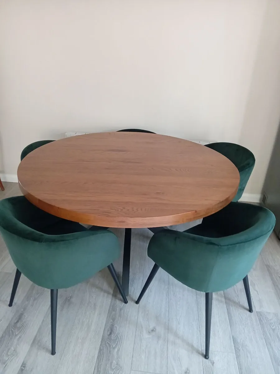 As New Kitchen Table and chairs - Image 1
