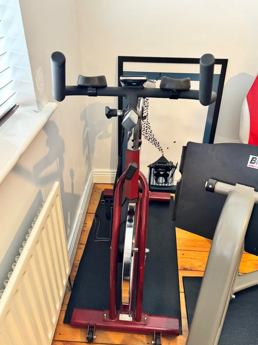 BH Fitness SB 1.4 Spin Bike - Image 3
