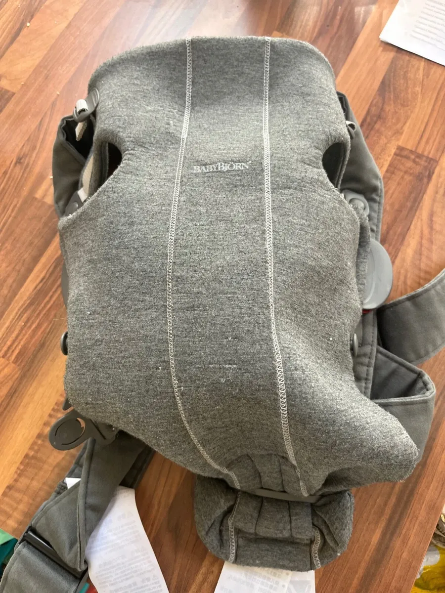 Babybjorn baby carrier - Image 2