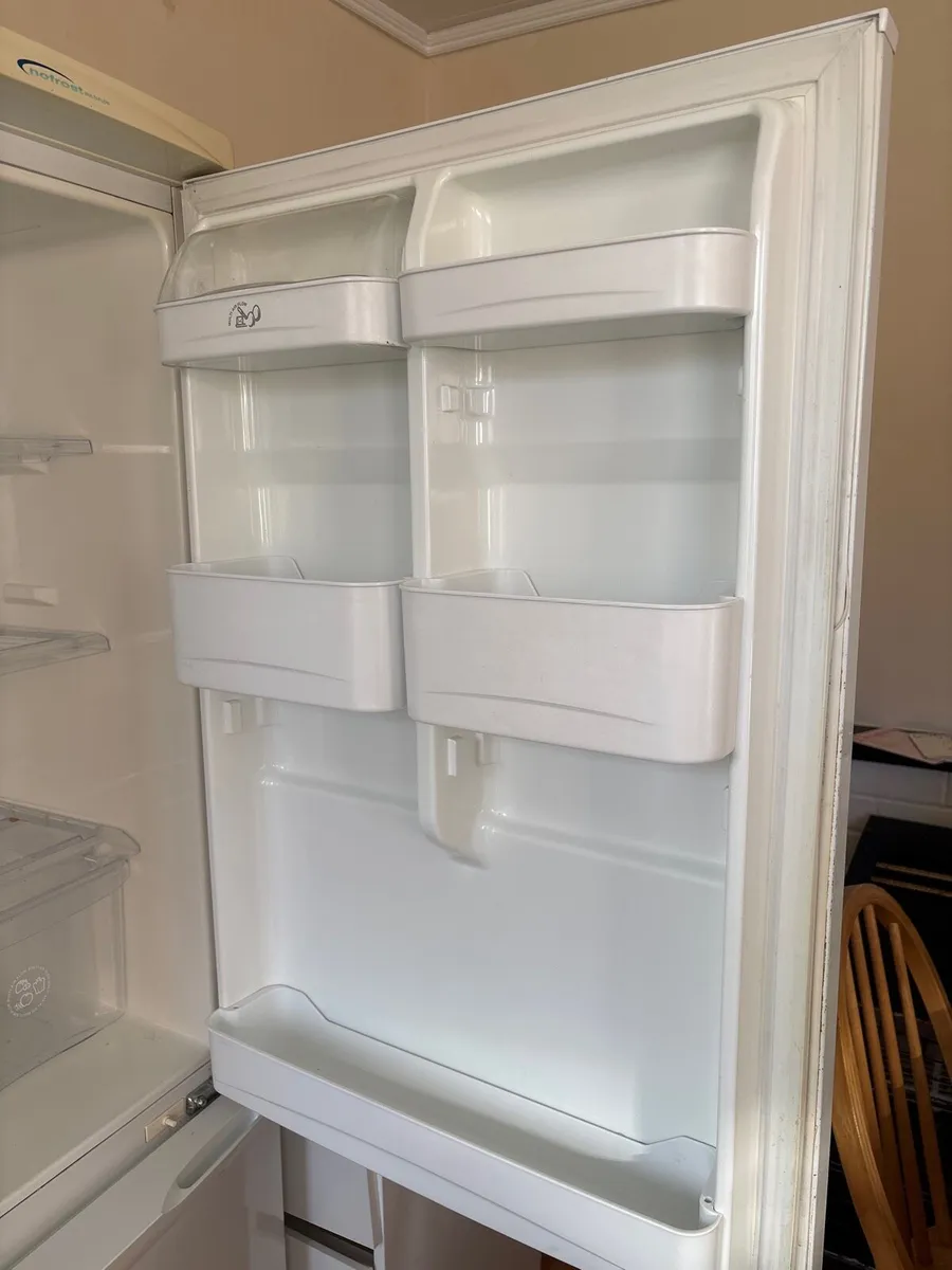 House clear out - Free fridge - Image 3