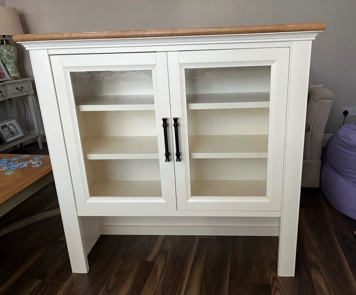 Dresser top - Image 1