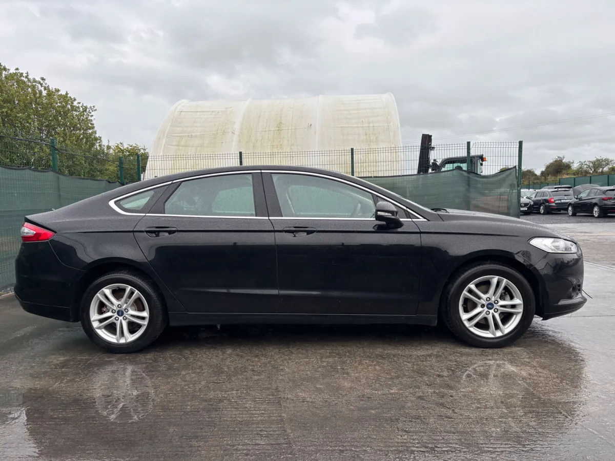 2019 Ford Mondeo  Zetec  150bhp  2.0 Diesel - Image 3
