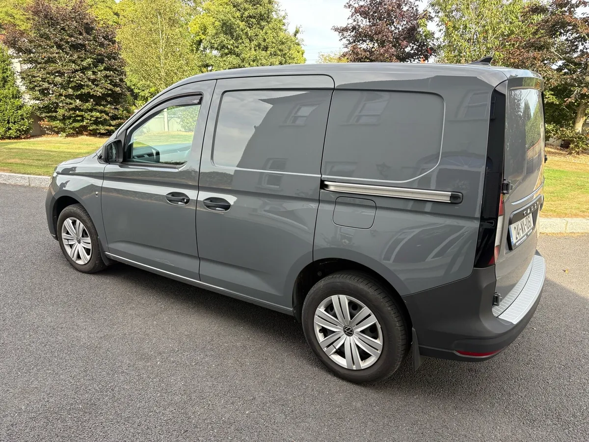 Vw caddy only ****11k kms**** - Image 3