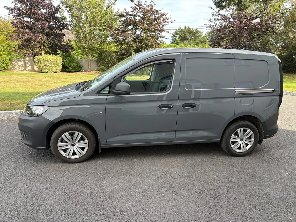 Vw caddy only ****11k kms**** - Image 2