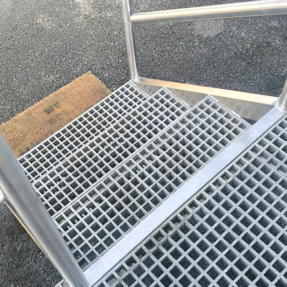 Stainless steel decking - Image 1