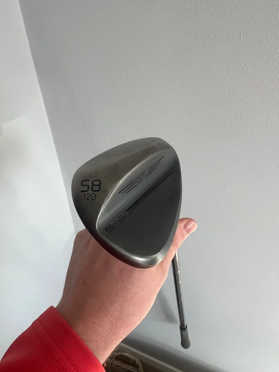Titleist SM9 Vokey 58° Wedge - Image 2