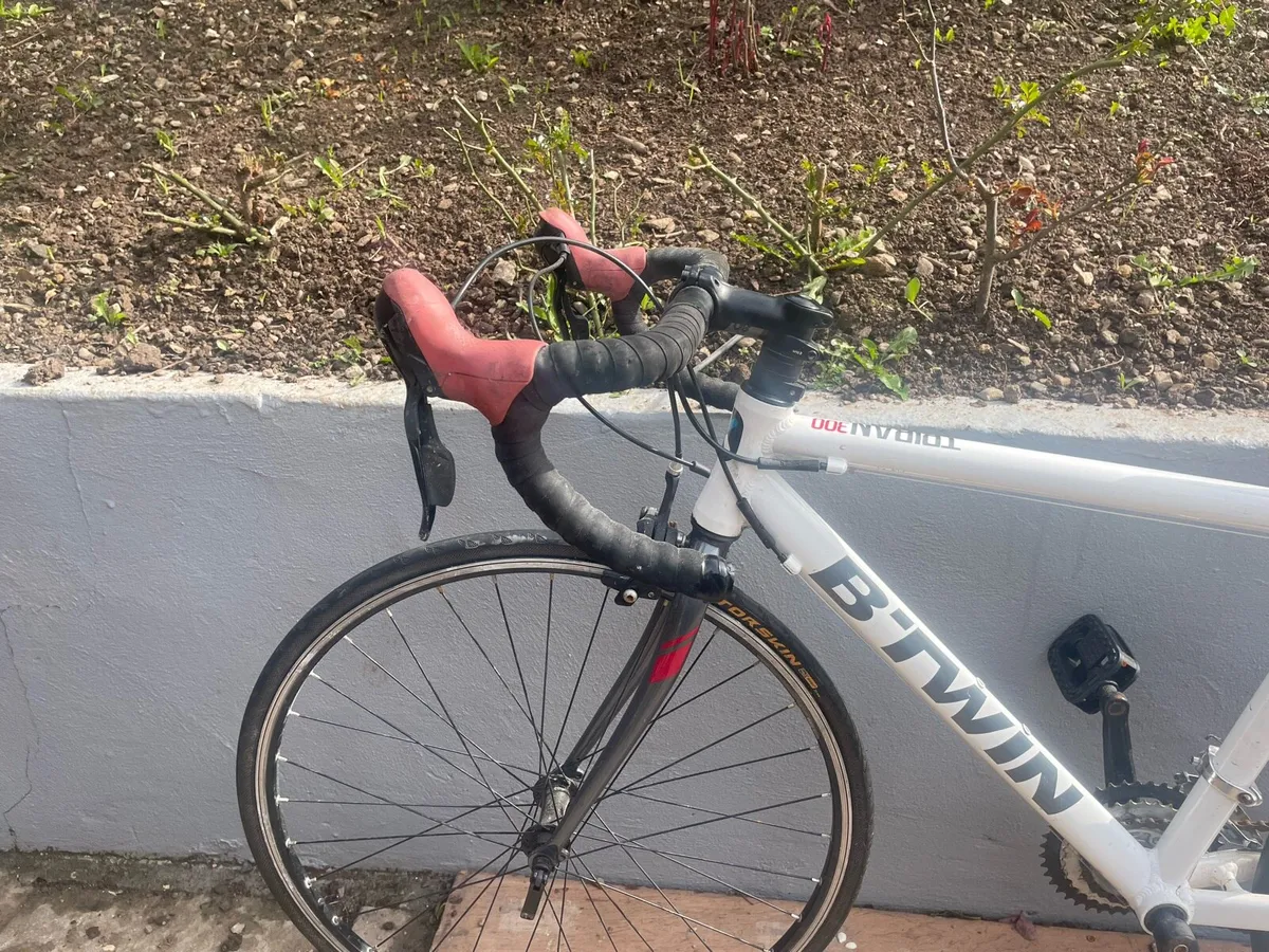 B’Twin Junior Road Bike - Image 4