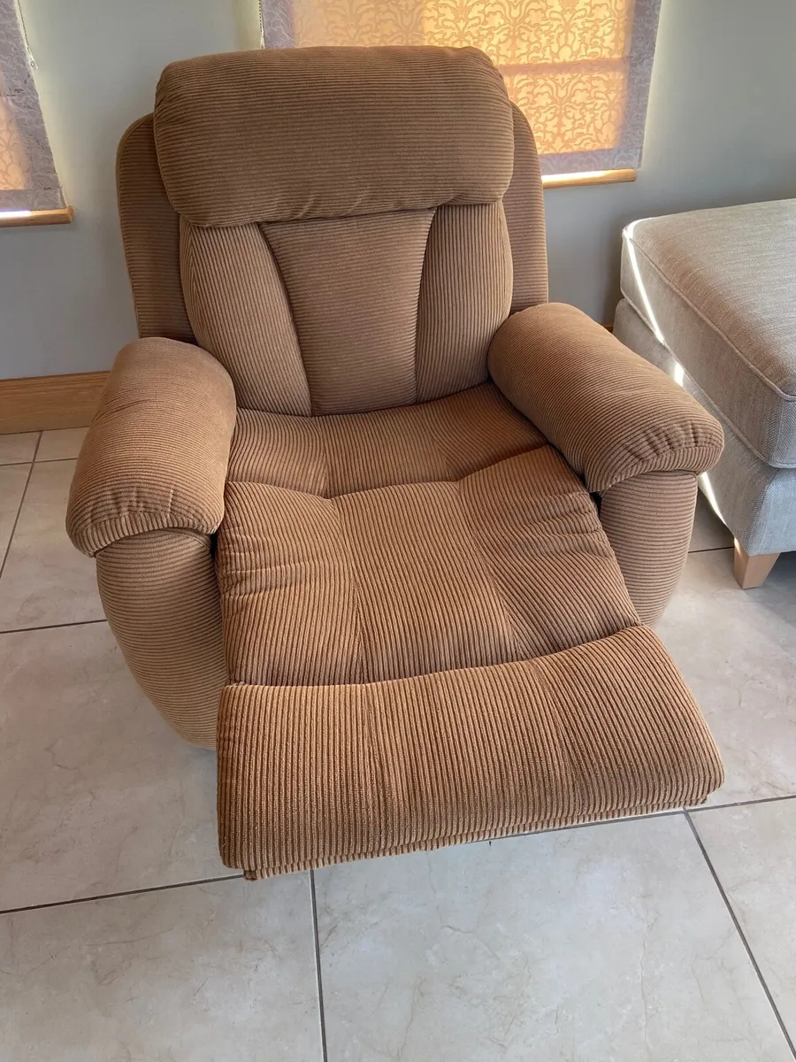 Reclining armchair - Image 1