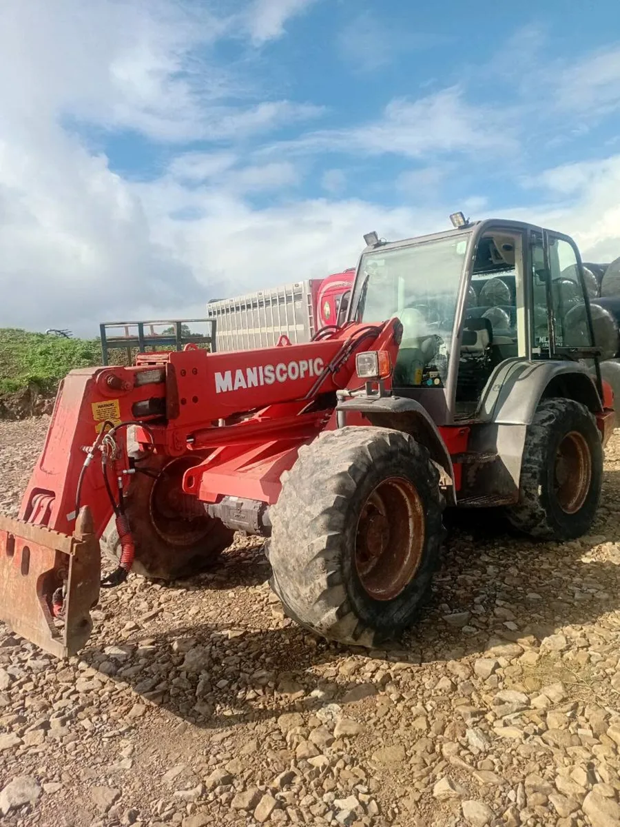 Manitou loader - Image 4