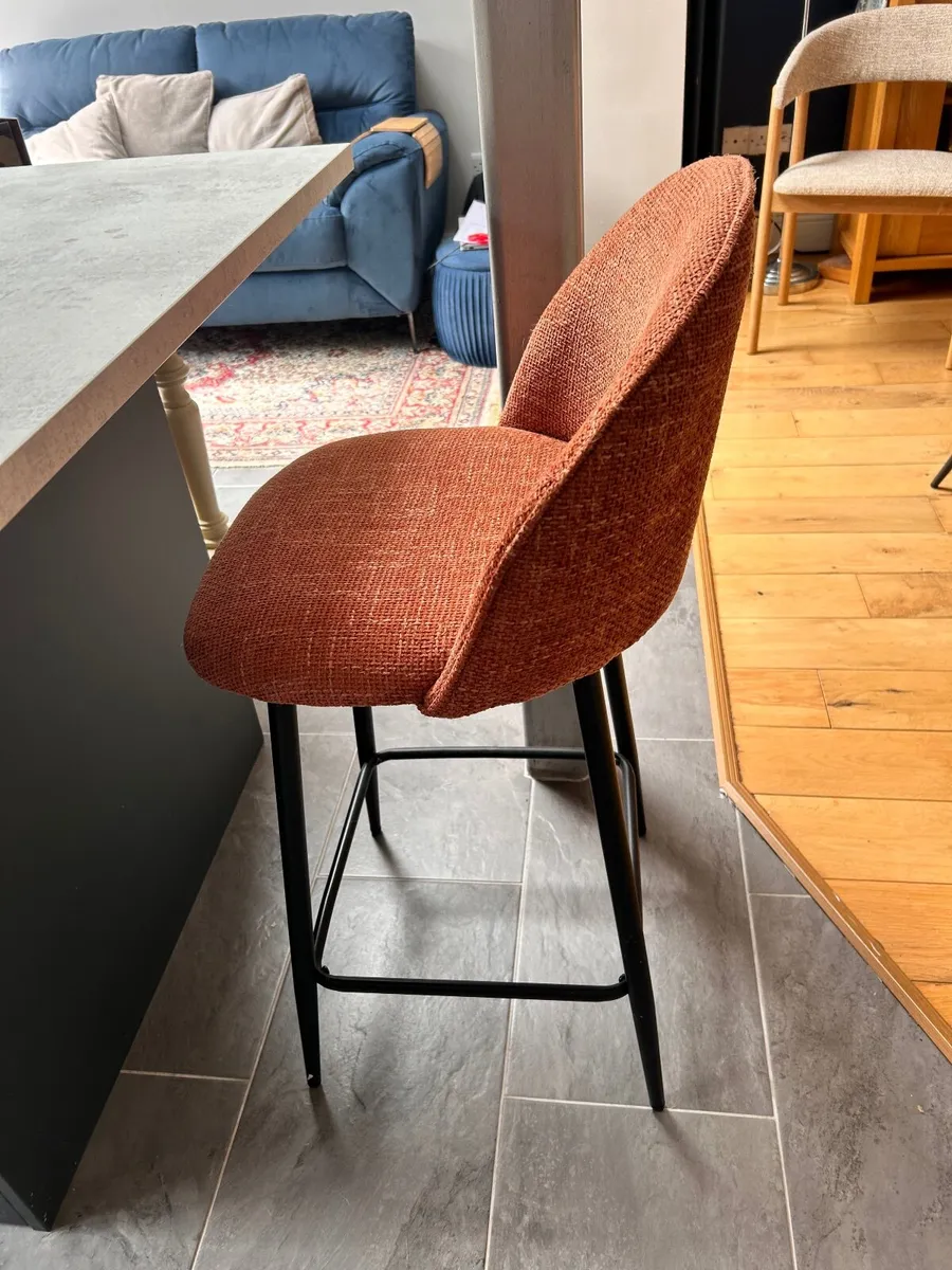 Dining room chairs - Image 2