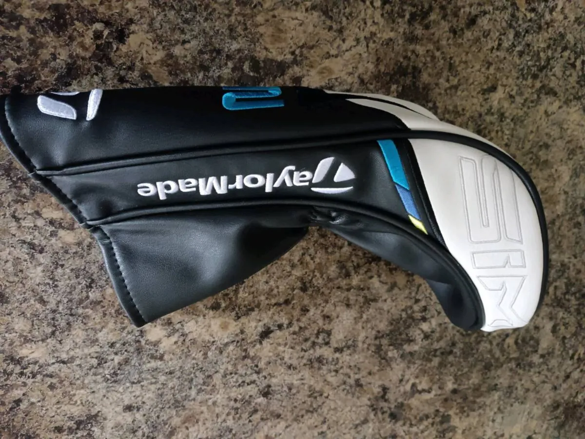 Taylormade Sim 2 Driver Headcover. New. - Image 3
