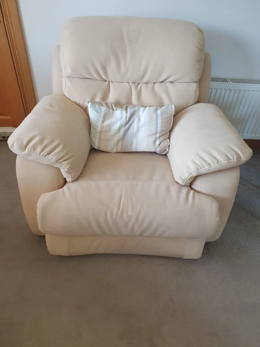 Furniture - Image 3