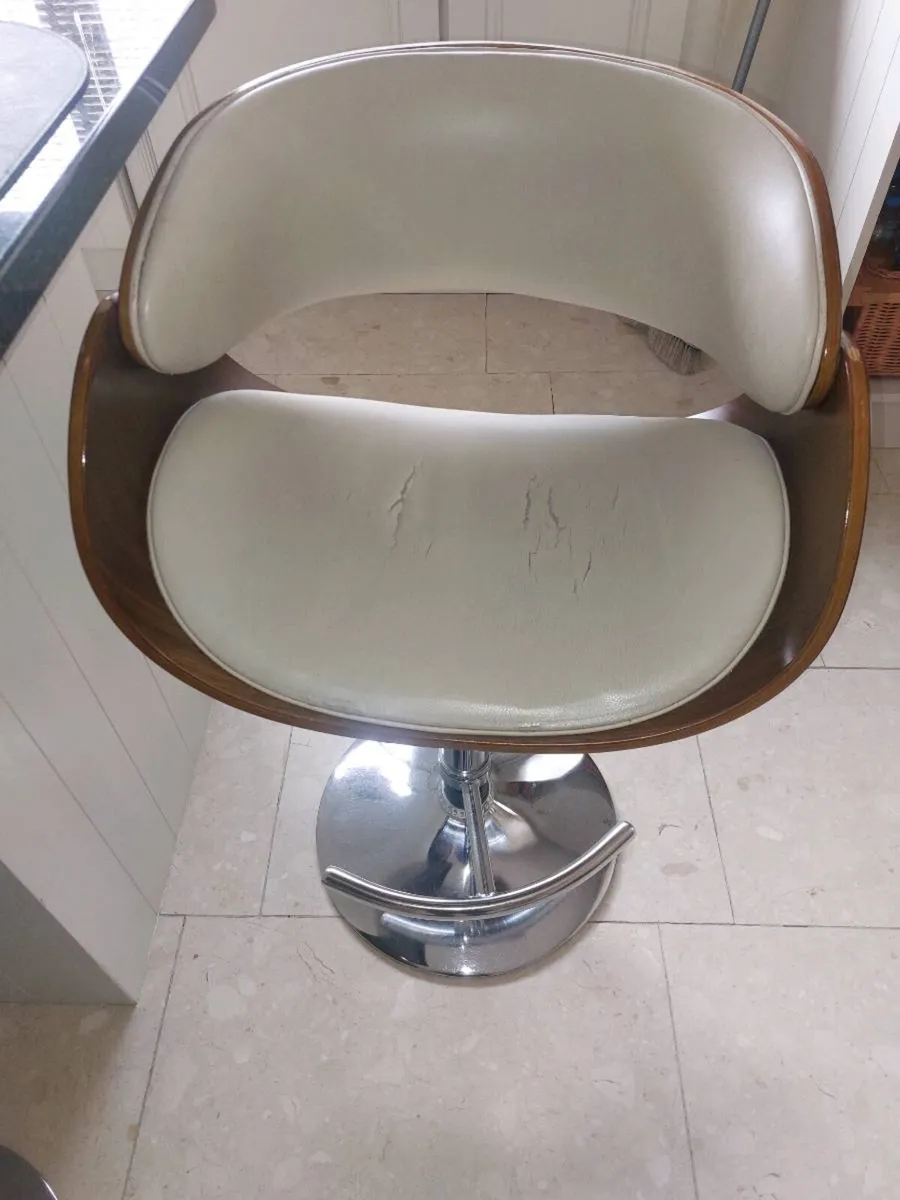 Kitchen stools × 4 - Image 2