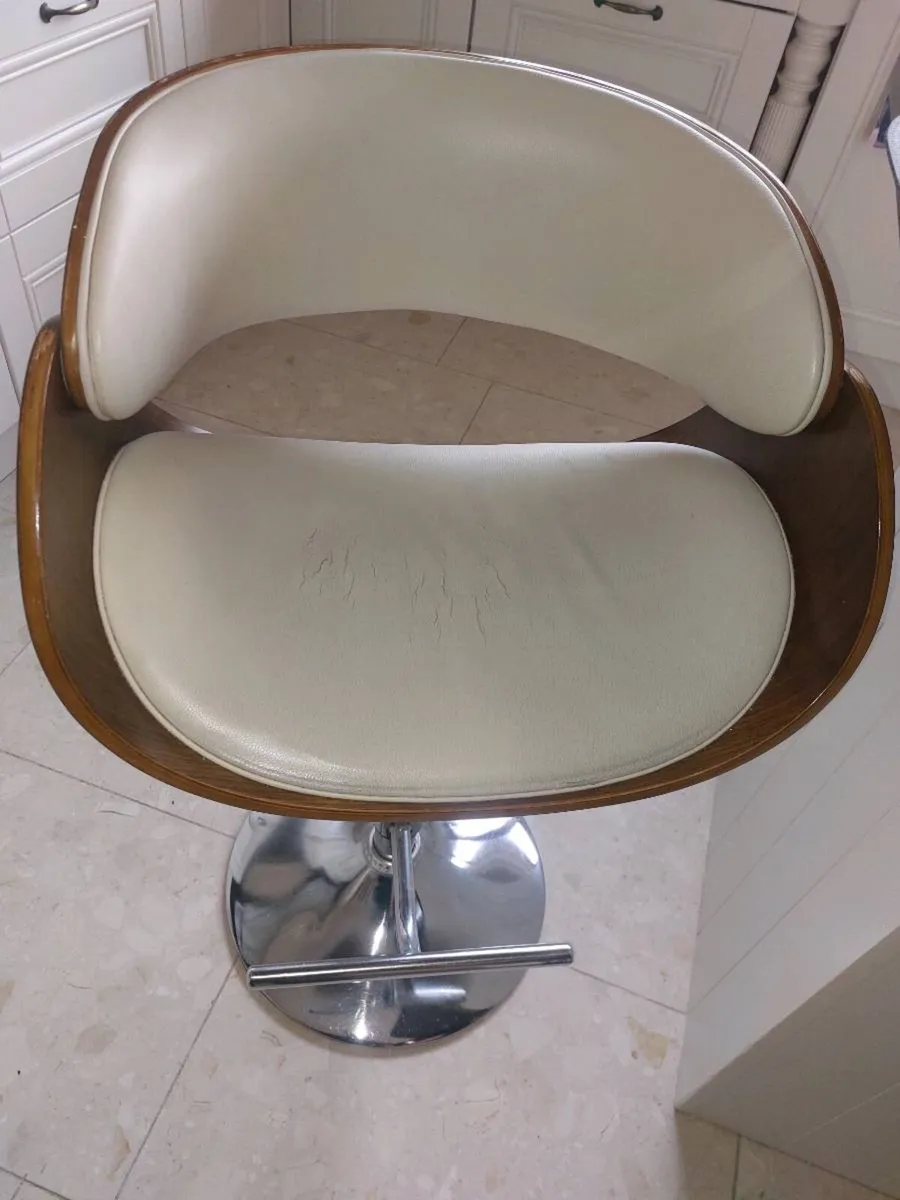 Kitchen stools × 4 - Image 4