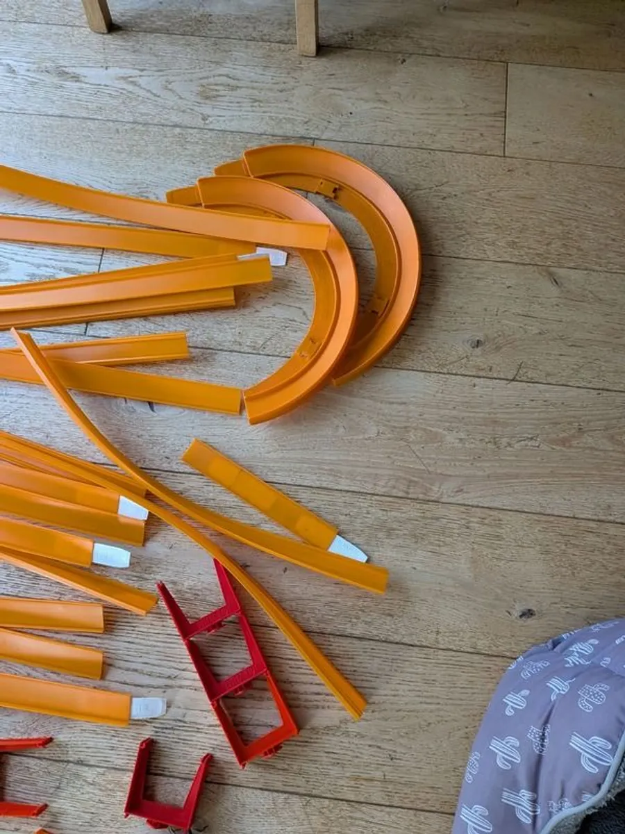 Hot Wheels track - Image 2