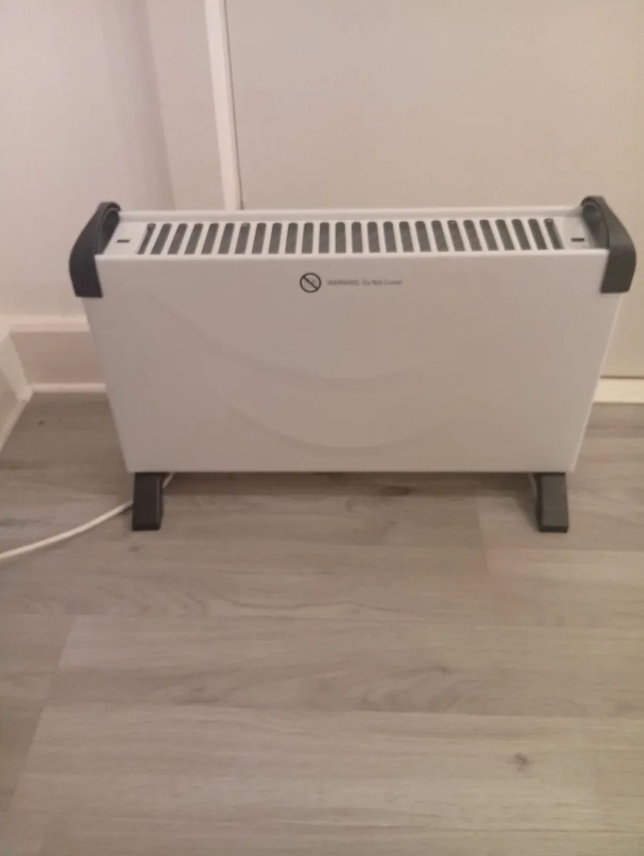 Convector Heater 2kw 3months old - Image 1