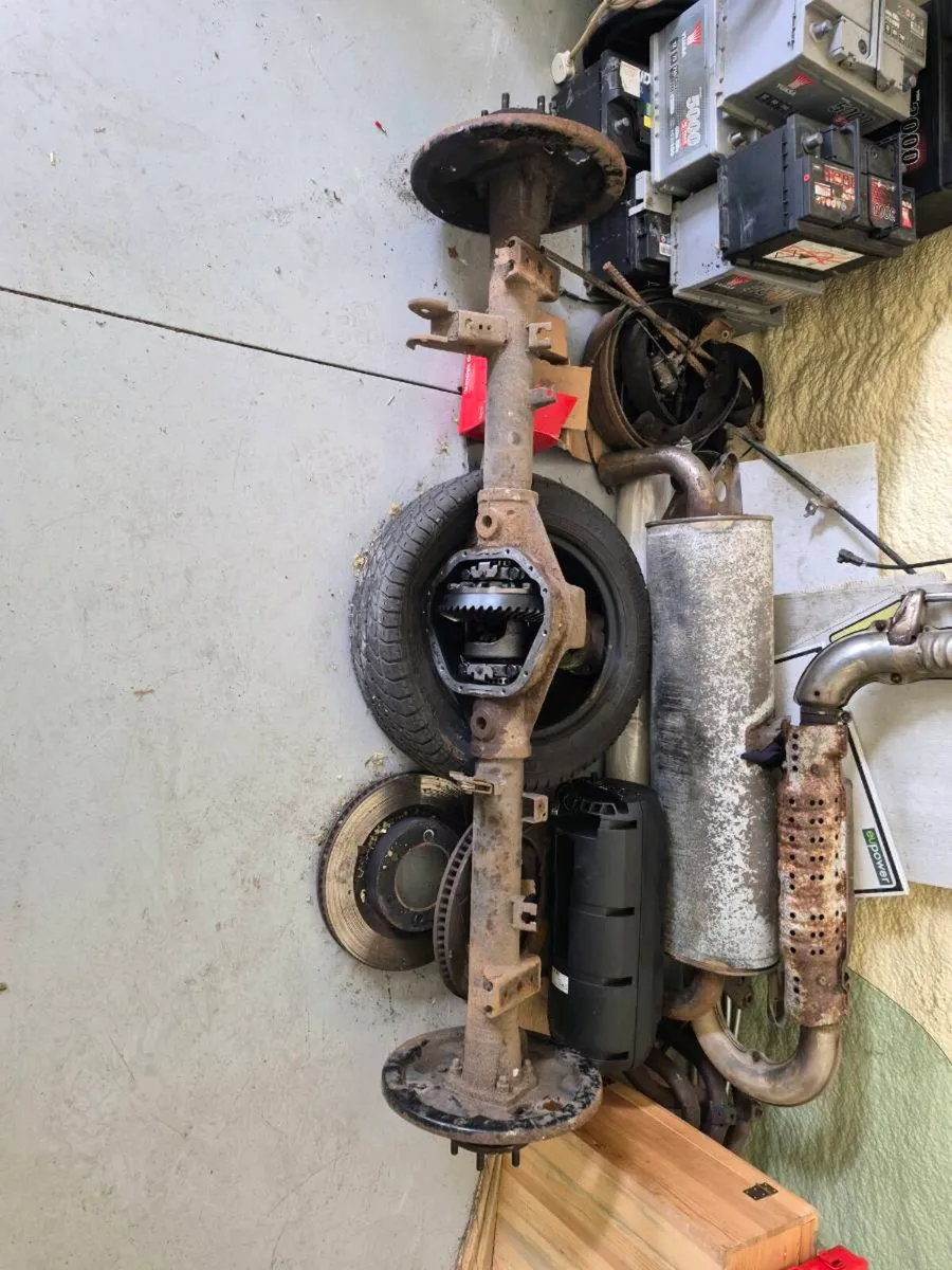 2012 Nissan Navara D40 axle - Image 3