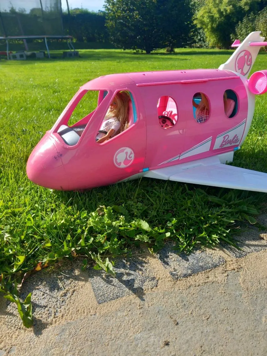 Barbie Aeroplane - Image 1