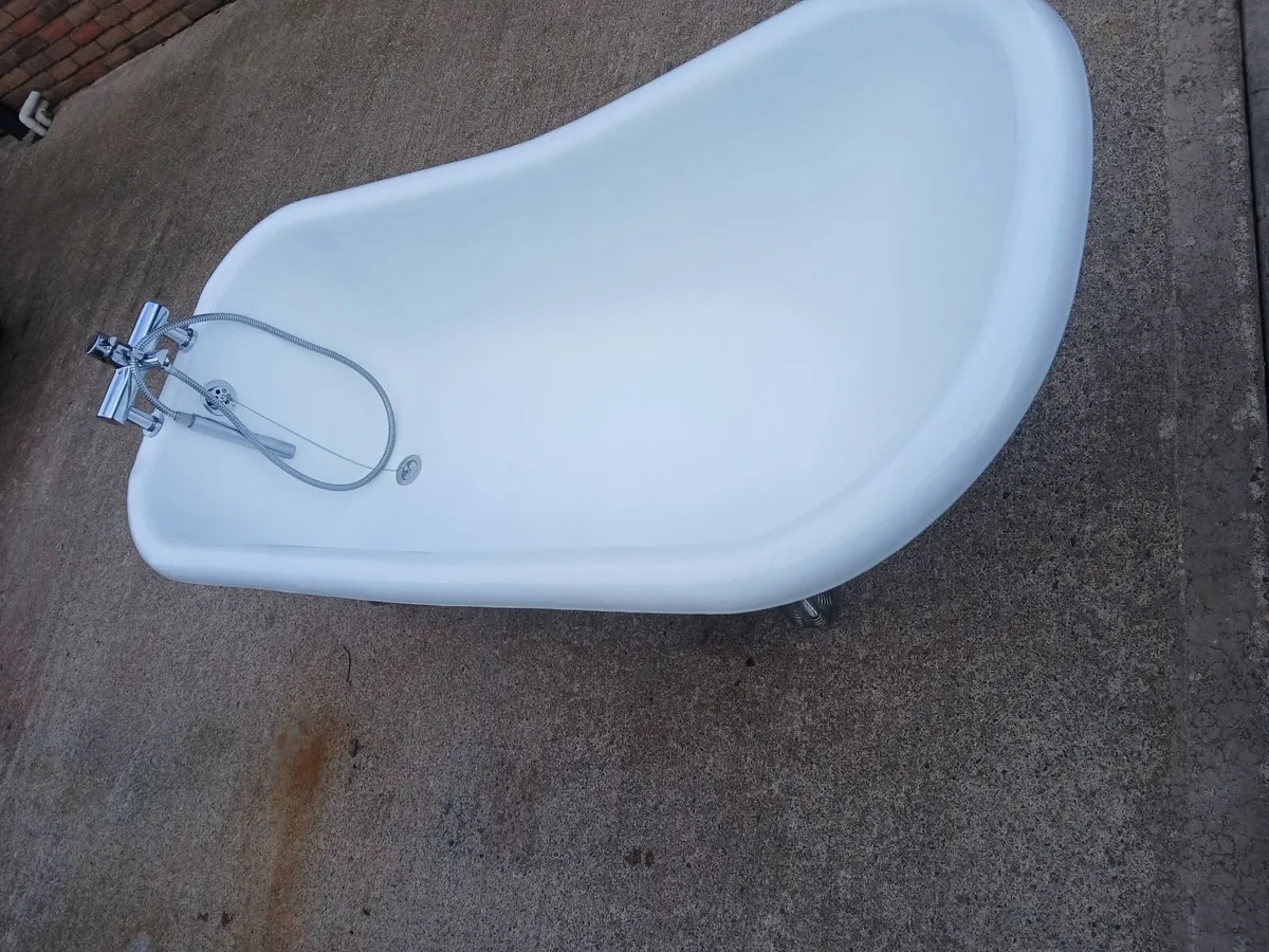 Cast iron slipper Bath - Image 3
