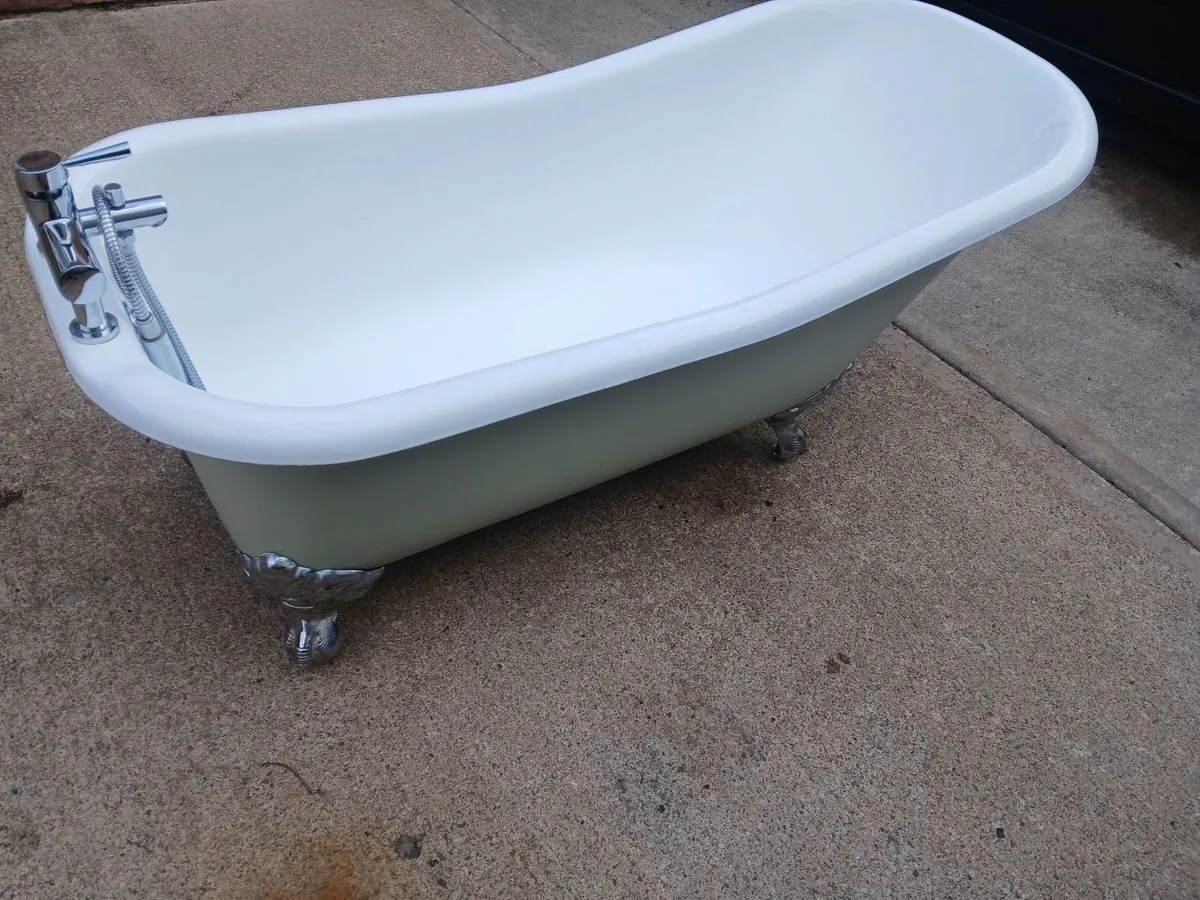 Cast iron slipper Bath - Image 4