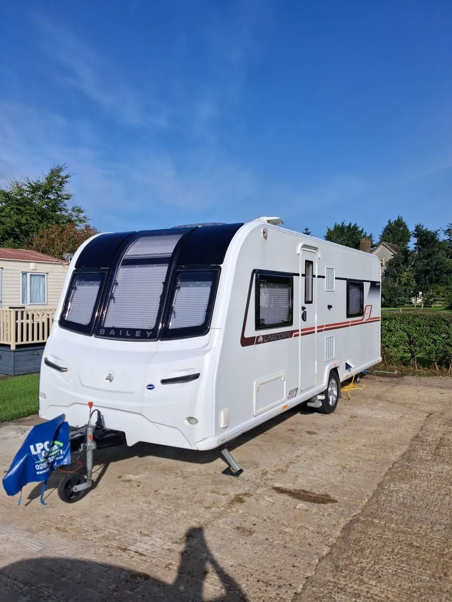 Bailey Unicorn Cadiz 4 berth caravan - Image 1