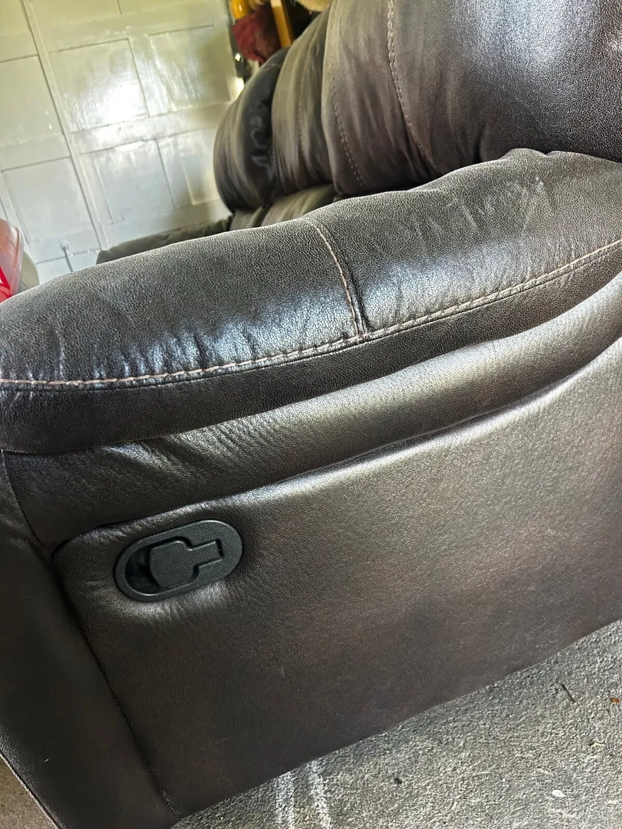 Couch - Image 3