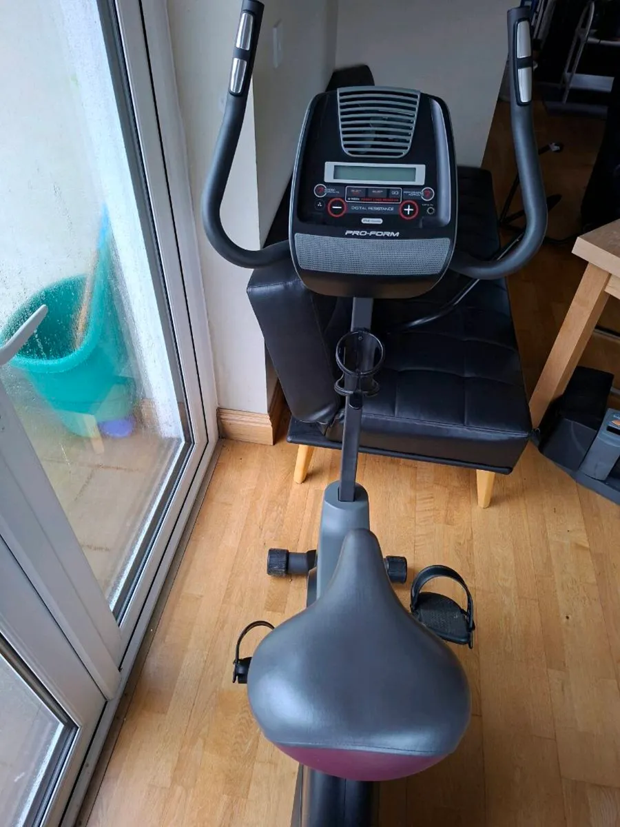 Exercise bike - Image 1