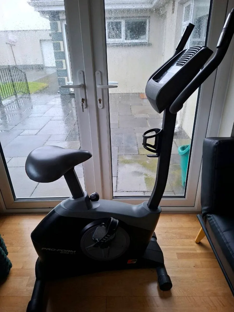 Exercise bike - Image 2