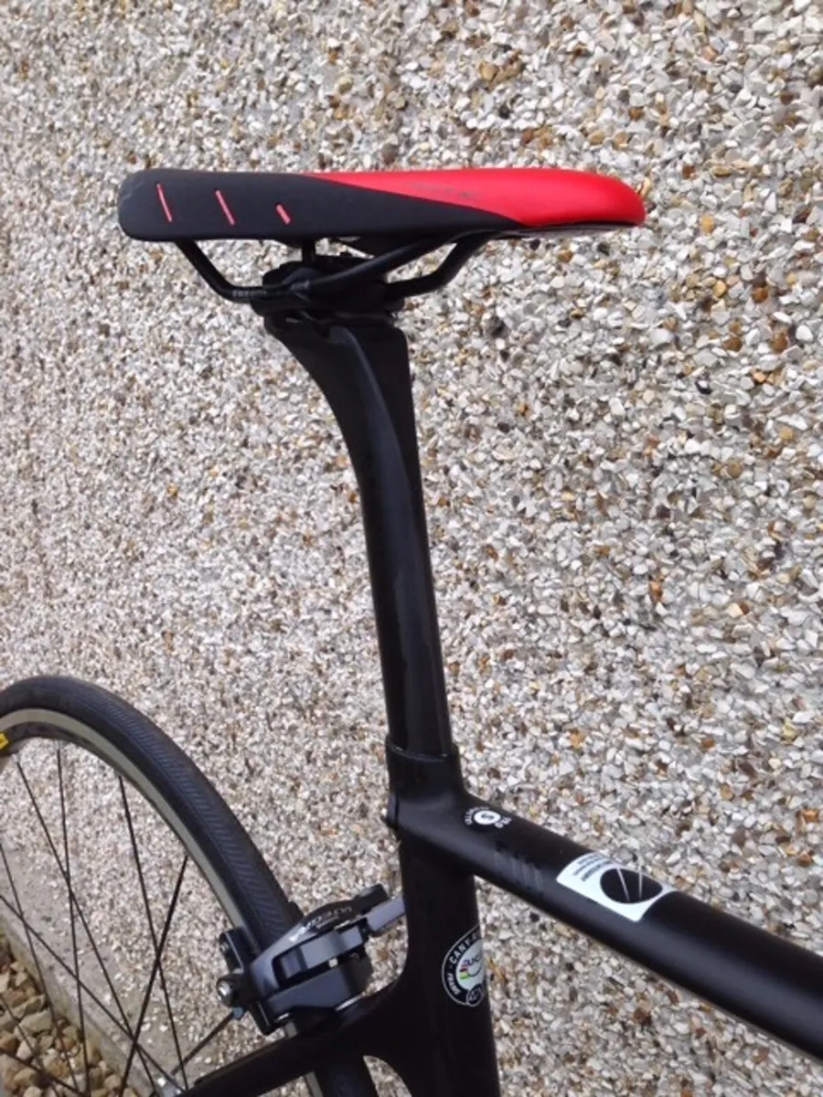 Canyon Aeroad CF 7.0 Ultegra Di2 Road Bicycle - Image 3