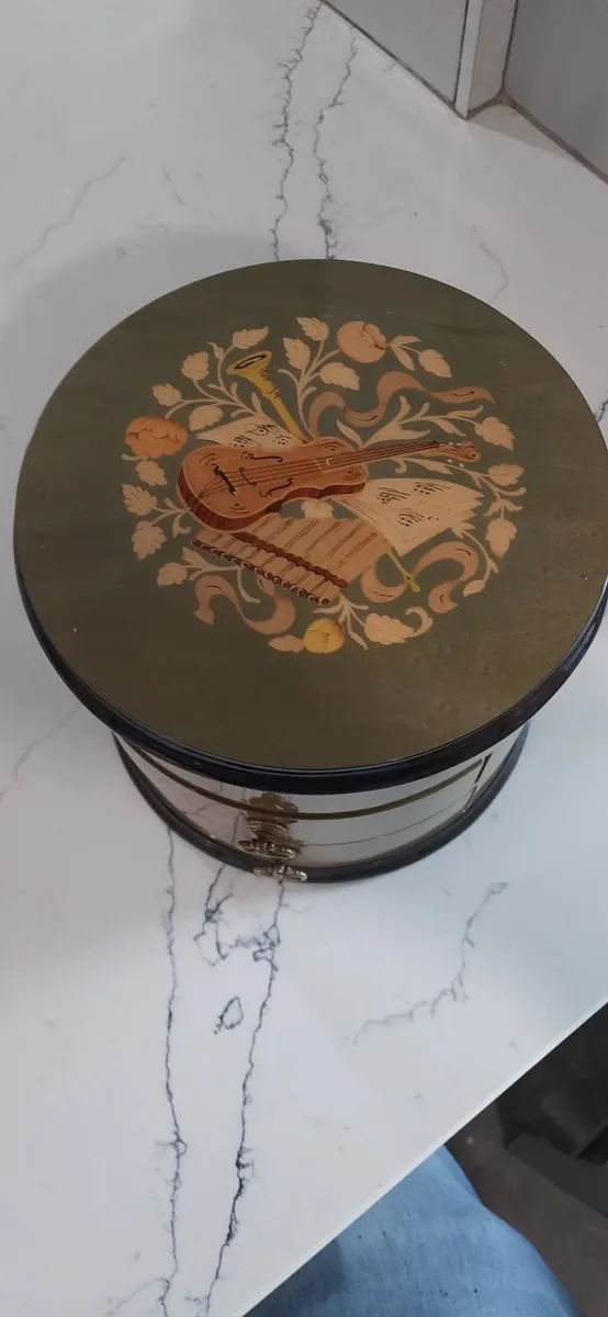 Italian Musical Jewellery Box - Image 2