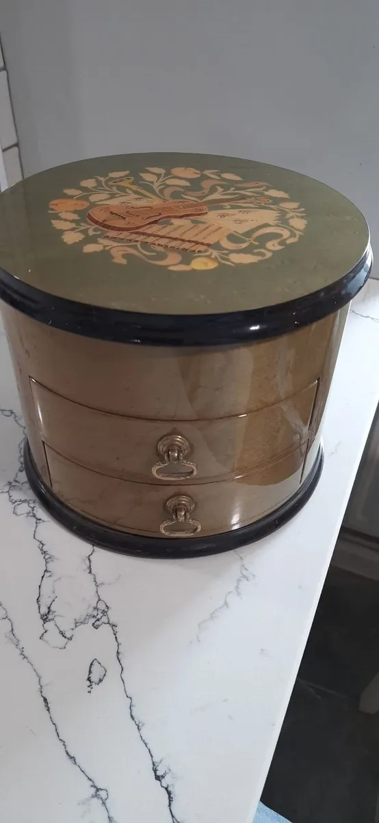 Italian Musical Jewellery Box - Image 4