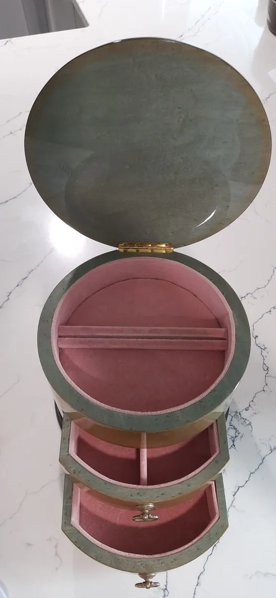 Italian Musical Jewellery Box - Image 3