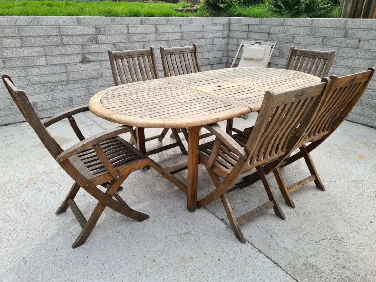 Garden furniture - Image 1